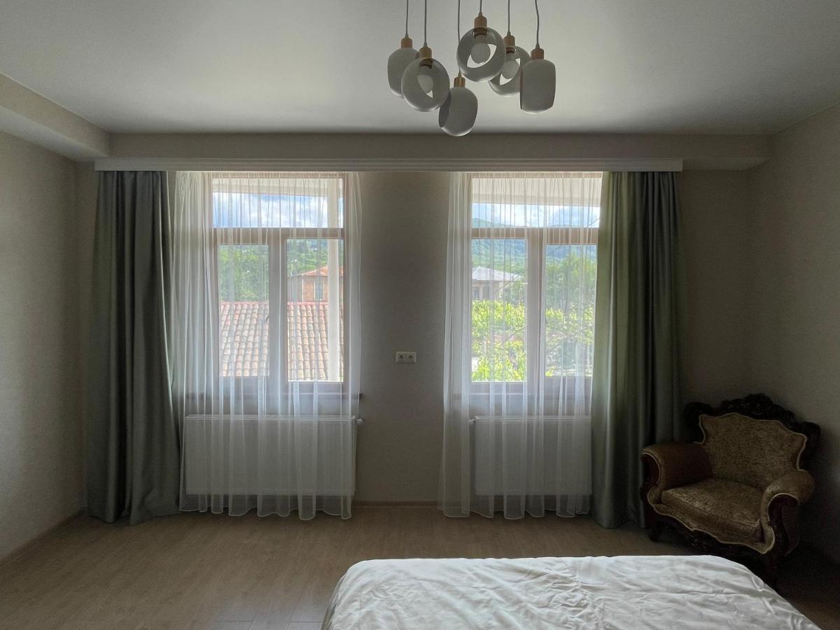 Zaali'S Wine Cellar Bed & Breakfast Vani Екстериор снимка