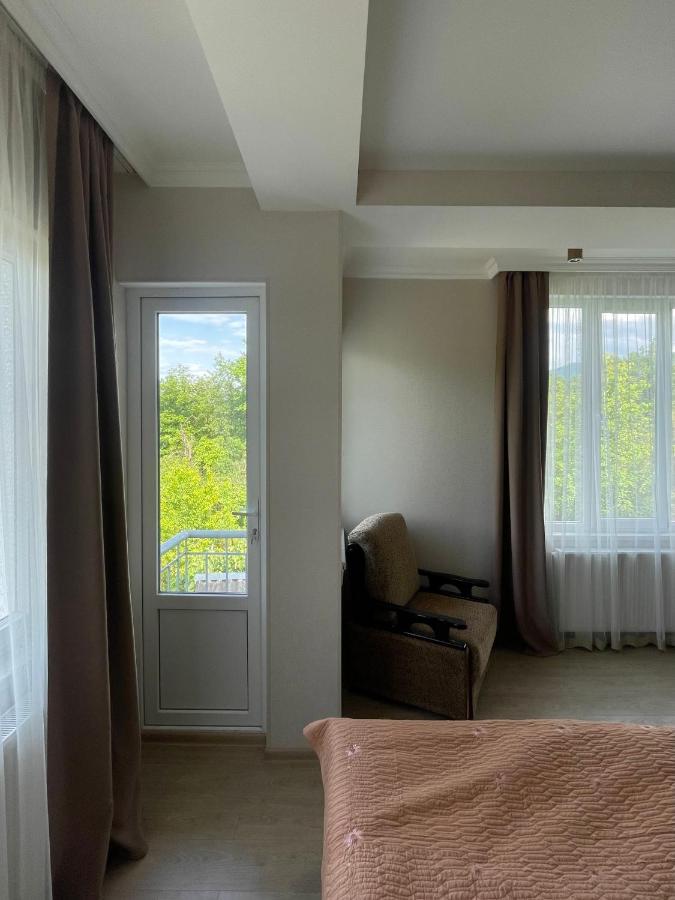 Zaali'S Wine Cellar Bed & Breakfast Vani Екстериор снимка