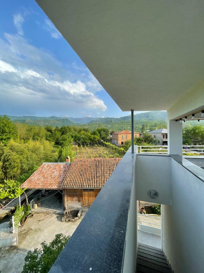 Zaali'S Wine Cellar Bed & Breakfast Vani Екстериор снимка